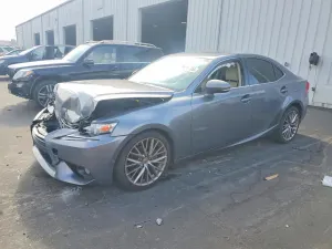 Lexus IS 2.5L 6 2014