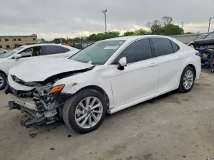 Toyota Camry 2.5L 4 2023