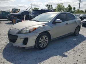 Mazda 3 2.0L 4 2012