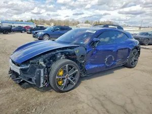 Porsche Taycan 2022