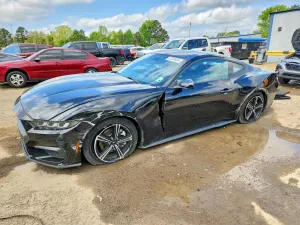 Ford Mustang 2.3L 4 2024