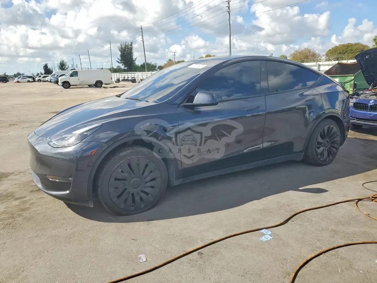 Tesla Model Y 2024