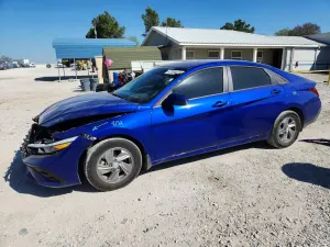 Hyundai Elantra 2.0L 4 2025