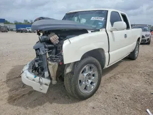 Chevrolet Silverado 1500 4.3L 6 2006