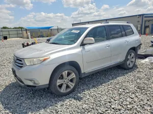 Toyota Highlander 3.5L 6 2013
