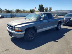 Dodge Dakota 3.9L 6 2001