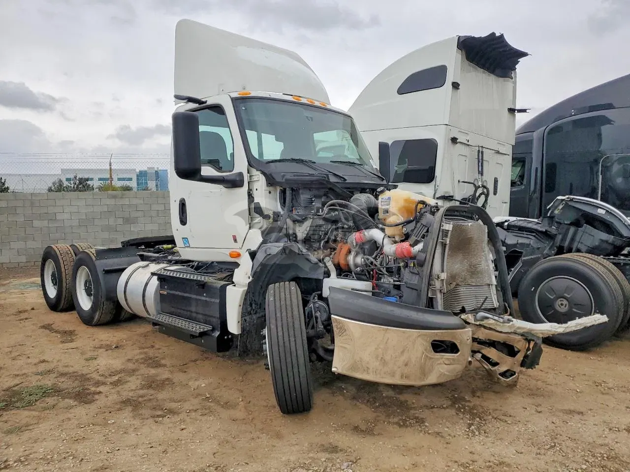 International LT Series 13.0L 6 2025
