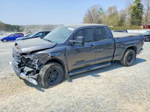 Toyota Tundra 4.6L 8 2014