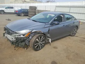 Nissan Altima 2.5L 4 2020