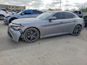 Alfa Romeo Giulia 2.0L 4 2017
