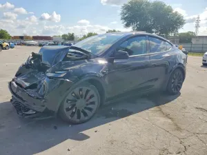 Tesla Model Y 2025