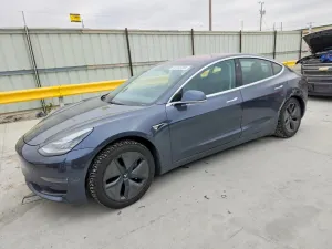 Tesla Model 3 2018