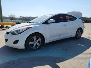 Hyundai Elantra 1.8L 4 2013