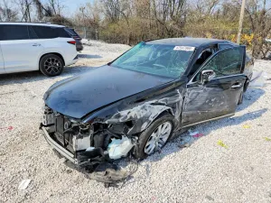 Lexus LS 4.6L 8 2012