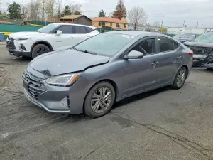 Hyundai Elantra 2.0L 4 2019