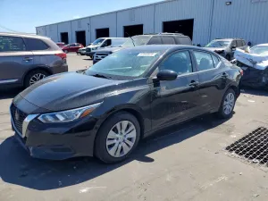 Nissan Sentra 2.0L 4 2023