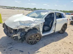Infiniti QX50 2.0L 4 2022