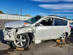 Toyota Rav4 3.5L 6 2011
