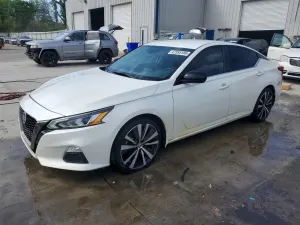 Nissan Altima 2.5L 4 2020