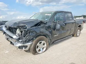 RAM 1500 5.7L 8 2019
