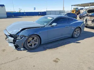 Ford Mustang 2.3L 4 2024
