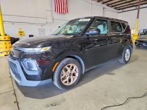Kia Soul 2.0L 4 2022