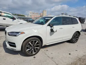 Volvo XC90 2.0L 4 2018