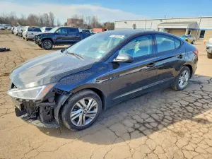 Hyundai Elantra 2.0L 4 2019