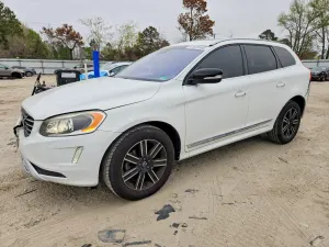 Volvo XC60 2.0L 4 2017