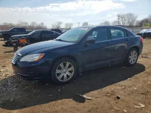Chrysler 200 2.4L 4 2013