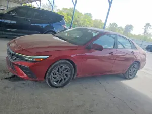 Hyundai Elantra 2.0L 4 2024