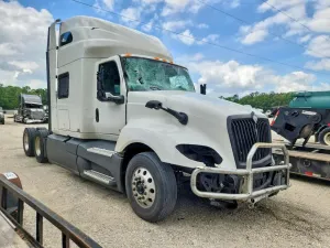 International LT Series 15.0L 6 2020