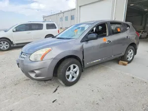 Nissan Rogue 2.5L 4 2012