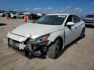 Nissan Altima 2.5L 4 2019