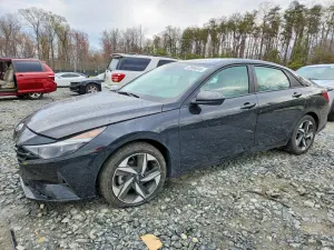 Hyundai Elantra 2.0L 4 2023