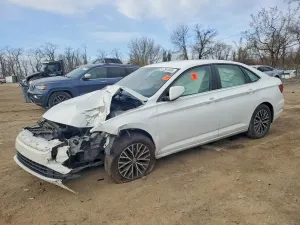 Volkswagen Jetta 1.4L 4 2021