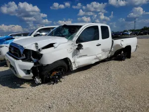 Toyota Tacoma 2.7L 4 2014