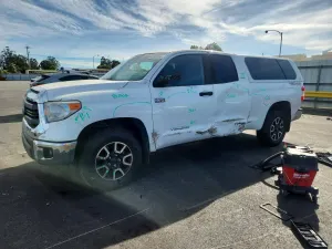 Toyota Tundra 5.7L 8 2014