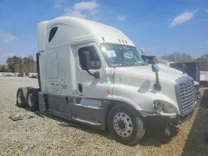 Freightliner Cascadia 14.8L 6 2018