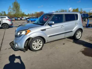 Kia Soul 2.0L 4 2012