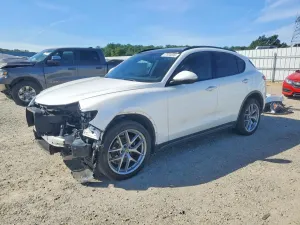 Alfa Romeo Stelvio 2.0L 4 2018