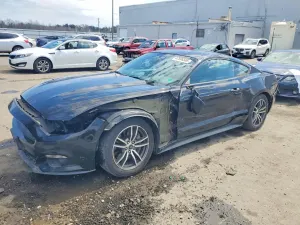 Ford Mustang 5.0L 8 2015