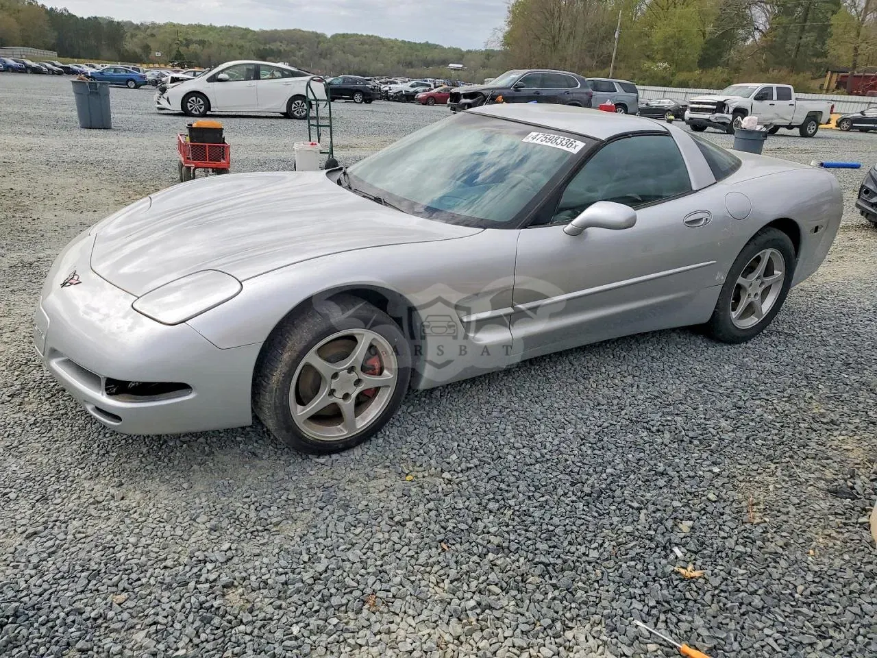 Chevrolet Corvette 5.7L 8 2001
