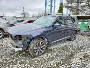 Volvo XC90 2.0L 4 2019