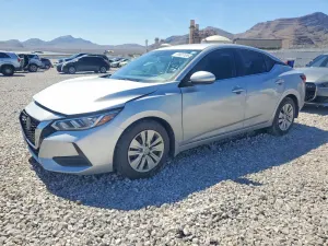 Nissan Sentra 2.0L 4 2023