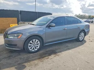 Volkswagen Passat 1.8L 4 2014