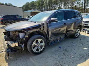 Toyota Highlander 3.5L 6 2018