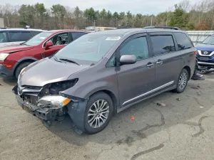 Toyota Sienna 3.5L 6 2020