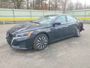 Nissan Altima 2.5L 4 2025