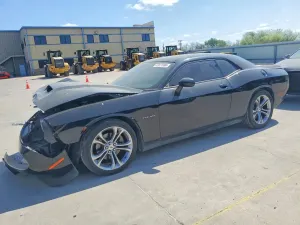 Dodge Challenger 5.7L 8 2021